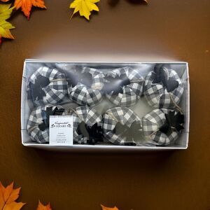 Haymarket Square 6ft Buffalo Check Black White Pumpkin Garland NIB
